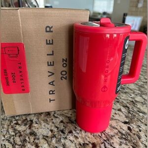 HydroJug Traveler (20oz) | Limited Edition | Red Shine